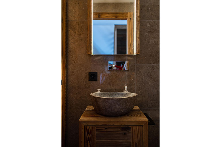 EV Real estate Services Sarl