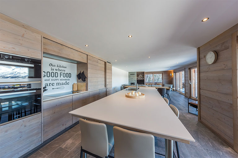 EV Real estate Services Sarl