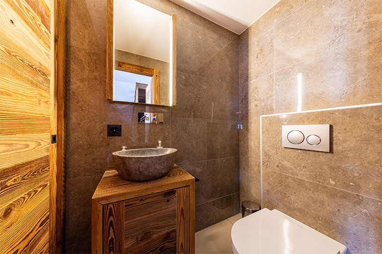 EV Real estate Services Sarl